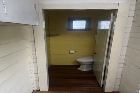 Photo of property in 39 Kamo Road, Regent, Whangarei, 0112