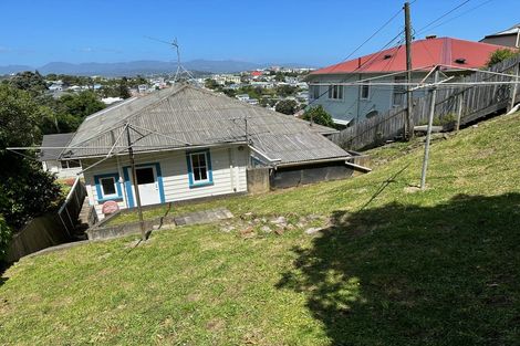 Photo of property in 1/4 Hinau Road, Hataitai, Wellington, 6021