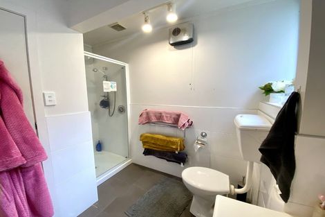 Photo of property in 2/121 Hataitai Road, Hataitai, Wellington, 6021