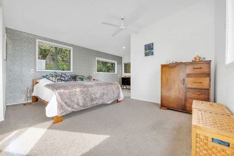 Photo of property in 11 Opou Road, Titirangi, Auckland, 0604