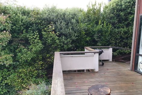 Photo of property in 31a Greenstone Place, Fernhill, Queenstown, 9300