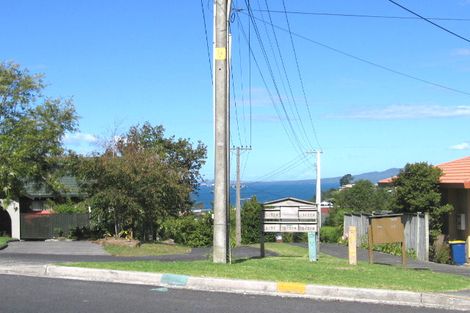 Photo of property in 2/57b Woodlands Crescent, Browns Bay, Auckland, 0630