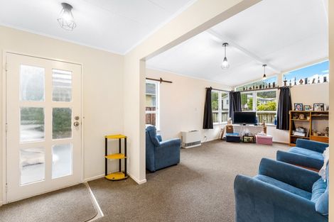 Photo of property in 19 Kairanga Crescent, Wainuiomata, Lower Hutt, 5014