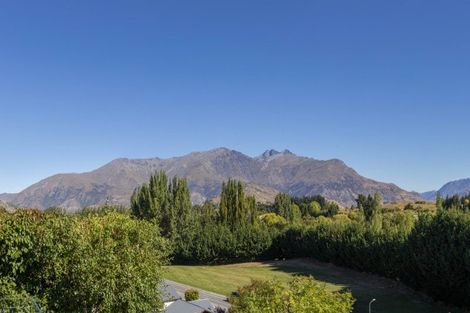 Photo of property in 11 Cotter Avenue, Arrowtown, 9302