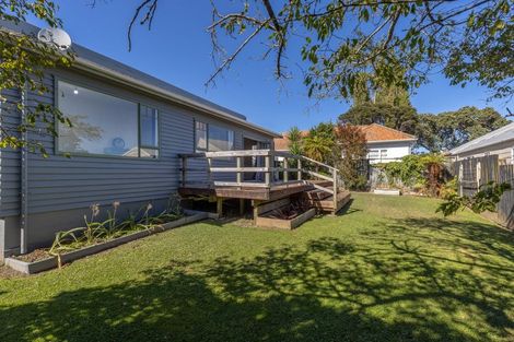 Photo of property in 85 Ruahine Street, Paraparaumu, 5032