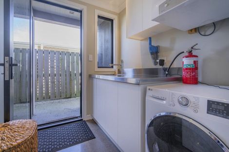 Photo of property in 14 Leeward Drive, Whitianga, 3510