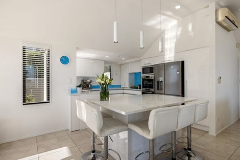 Photo of property in 60 Glenstrae Road, Redcliffs, Christchurch, 8081