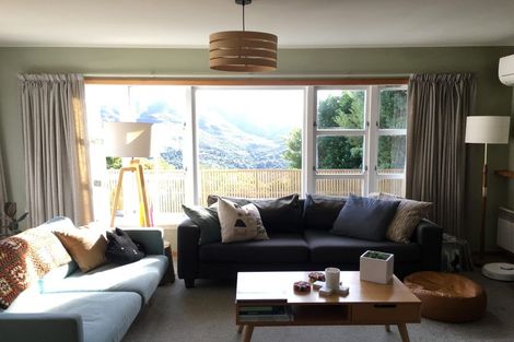 Photo of property in 33 Huntingdon Street, Northland, Wellington, 6012