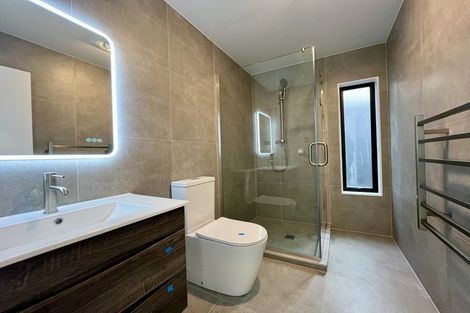 Photo of property in 98d Royal Road, Massey, Auckland, 0614