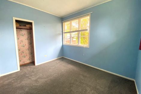 Photo of property in 26 Kirrie Avenue, Te Atatu South, Auckland, 0610