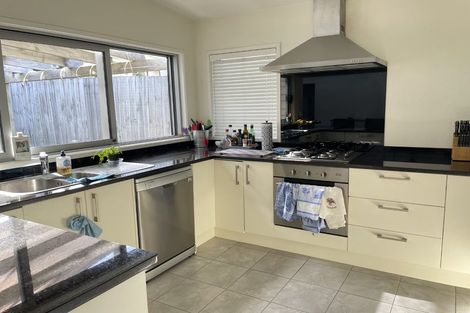 Photo of property in 57 Wellington Street, Howick, Auckland, 2014