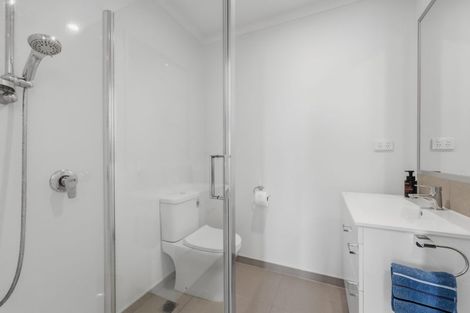 Photo of property in 2 Kutukutu Street, Takanini, 2112
