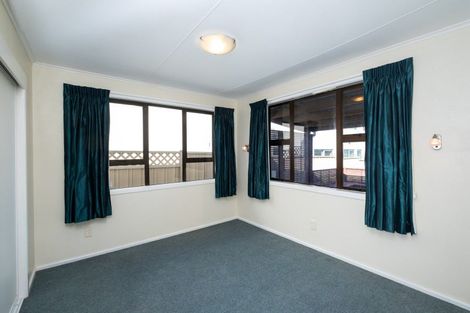 Photo of property in 71 The Esplanade, Westshore, Napier, 4110