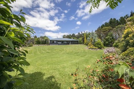 Photo of property in 166 Rimmer Road, Helensville, 0875