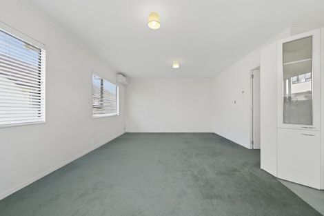 Photo of property in 8e Heath Street, Mount Maunganui, 3116