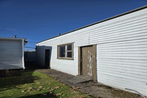 Photo of property in 14 Queen Street, Westport, 7825