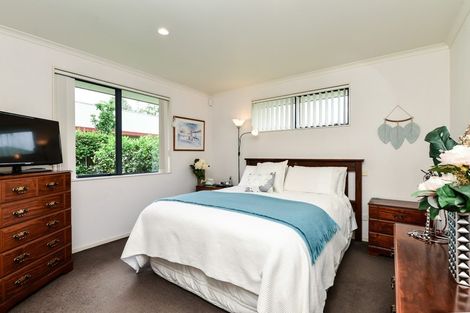 Photo of property in 12 Dorchester Place, Nawton, Hamilton, 3200