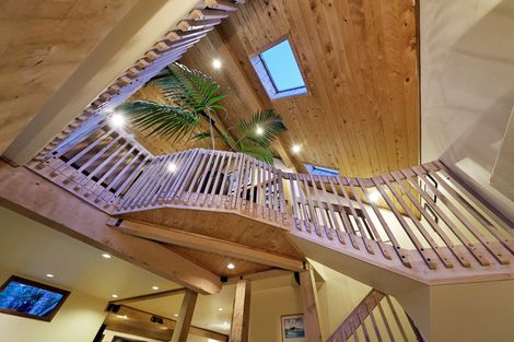 Photo of property in 11e Longfellow Parade, Glen Eden, Auckland, 0604