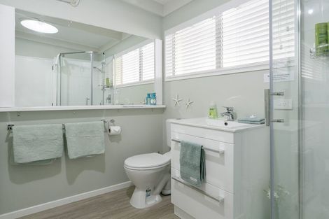 Photo of property in 4/22 Alberta Street, Acacia Bay, Taupo, 3330