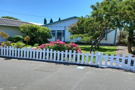 Photo of property in 5 Steyne Avenue, Plimmerton, Porirua, 5026