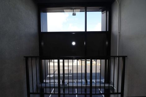 Photo of property in 14 Orawahi Road, Glenbrook, 2681