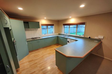 Photo of property in 54 Nottingham Drive, Hamilton East, Hamilton, 3216