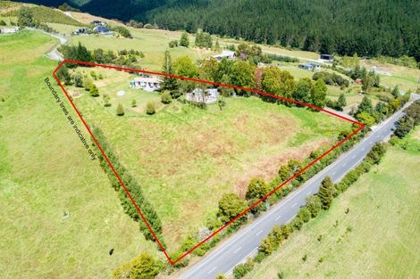 Photo of property in 960 Whangaripo Valley Road, Whangaripo, Wellsford, 0972