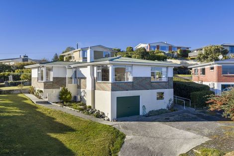 Photo of property in 1 Saint Andrew Place, Balclutha, 9230