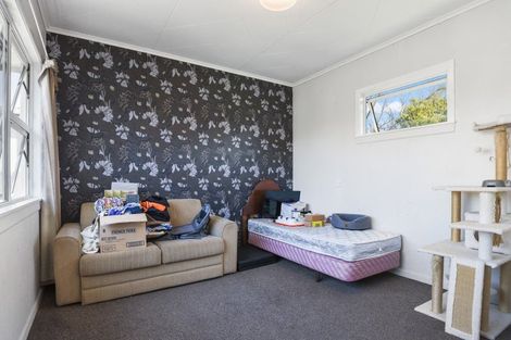 Photo of property in 11 Cochrane Street, Fairy Springs, Rotorua, 3015