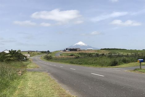 Photo of property in 6 Larlin Heights, Hawera, 4675