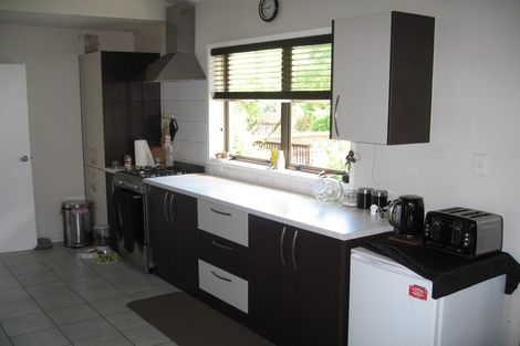 Photo of property in 224 Glamorgan Drive, Northcross, Auckland, 0630
