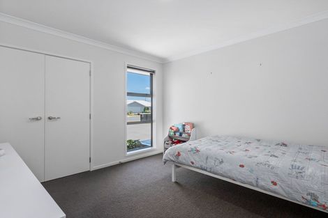 Photo of property in 5 Livingstone Drive, Papamoa Beach, Papamoa, 3118
