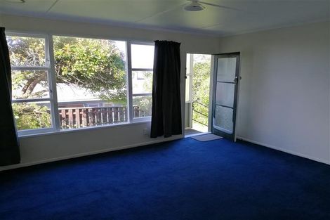 Photo of property in 2/14 Quinn Grove, Ranui, Porirua, 5024