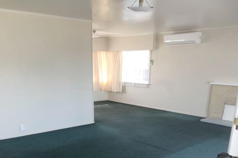 Photo of property in 4 Ronald Place, Manurewa, Auckland, 2102