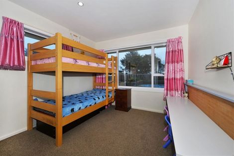 Photo of property in 33 Blankney Street, Hornby, Christchurch, 8042