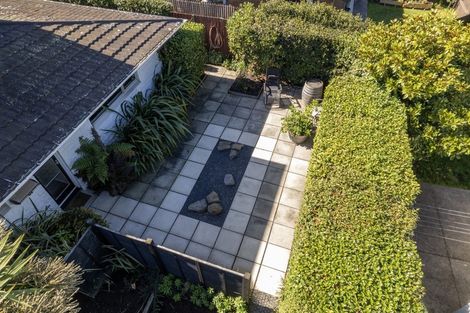 Photo of property in 2/6 Croziers Road, St Albans, Christchurch, 8052