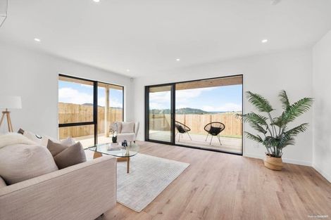 Photo of property in 57 Matangi View Drive, Orewa, 0931