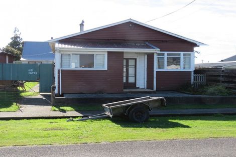 Photo of property in 19 Fonblanque Street, Westport, 7825