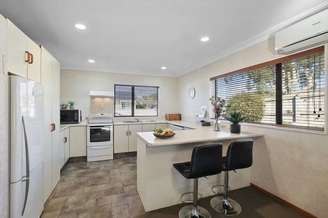 Photo of property in 1/30 Whiteley Street, Moturoa, New Plymouth, 4310