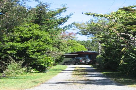 Photo of property in 64 Plateau Road, Te Marua, Upper Hutt, 5018