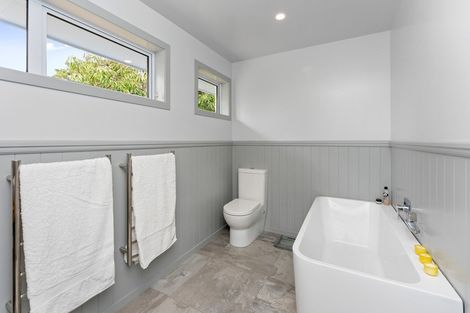 Photo of property in 5 Matipo Street, Waikanae, 5036