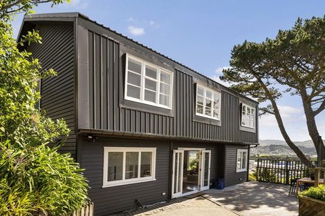 Photo of property in 127a Seatoun Heights Road, Miramar, Wellington, 6022