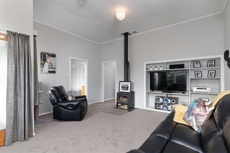 Photo of property in 121 Dixon Street, Masterton, 5810