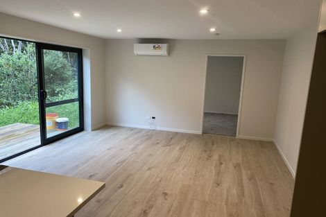Photo of property in 1 Satchell Place, Birkenhead, Auckland, 0626