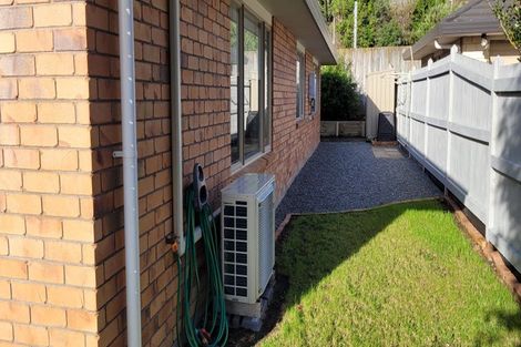 Photo of property in 15 Balmerino Grove, Waikanae, 5036