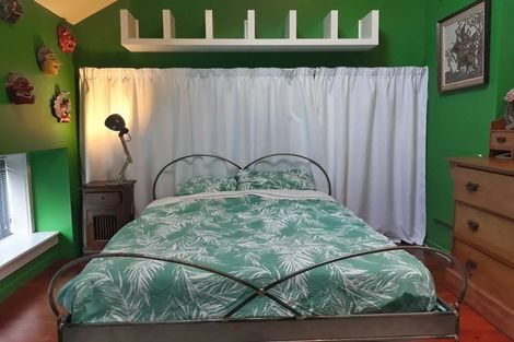 Photo of property in Courtenay Mews Apartments, 14u2 Alpha Street, Te Aro, Wellington, 6011
