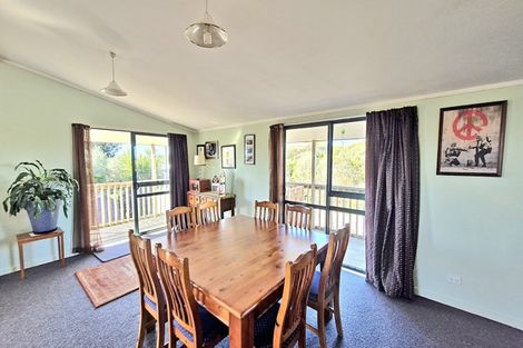 Photo of property in 1931 Parewanui Road, Parewanui, Bulls, 4894