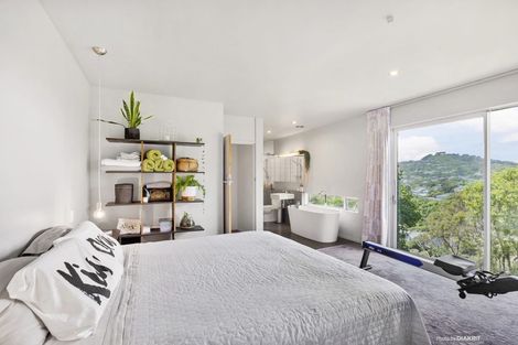 Photo of property in 17 Espin Crescent, Karori, Wellington, 6012