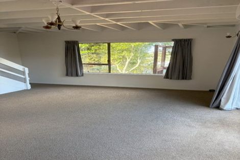 Photo of property in 2/48 Tree View Avenue, Glenfield, Auckland, 0629