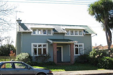 Photo of property in 26 Signal Street, Marton, 4710